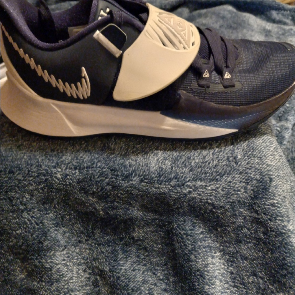 Nike Kyrie Low 3 TB 'Midnight Navy'